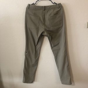 Lululemon ABC pant Tan